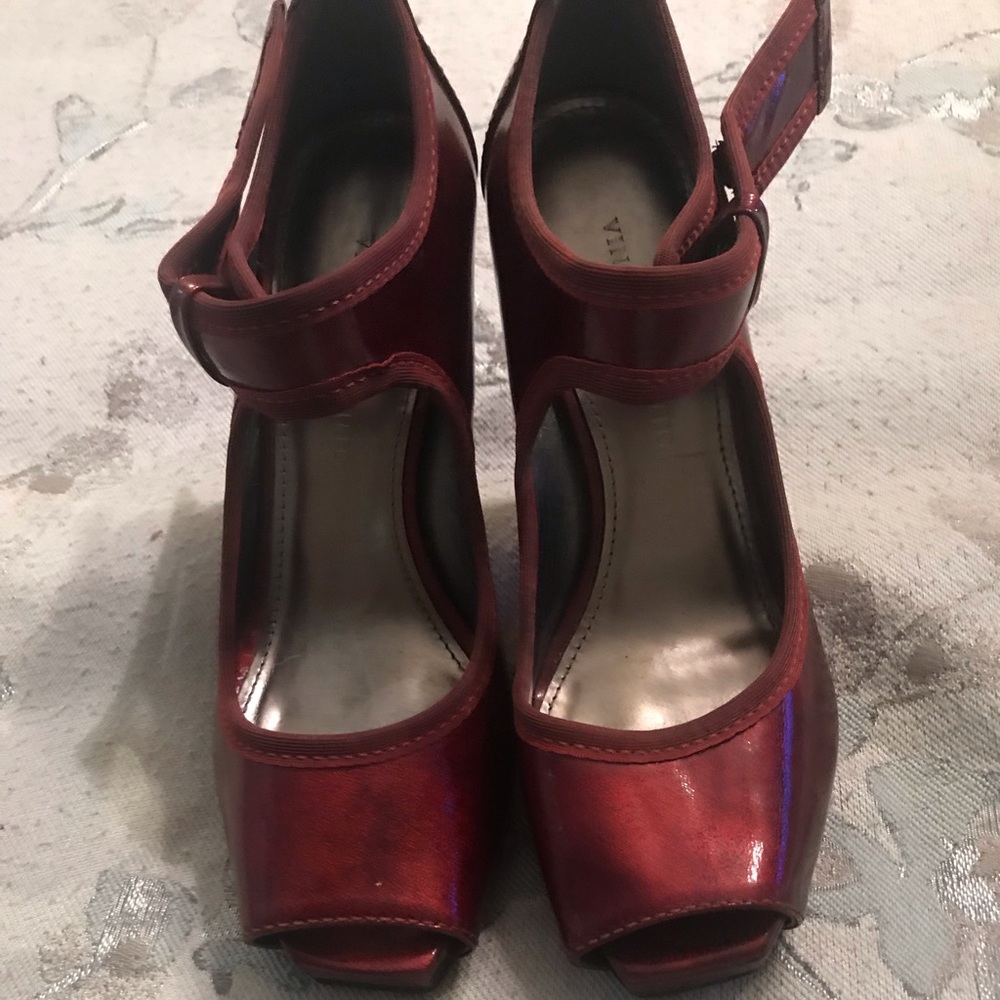 Vince Camuto Shoes Size 37 7b